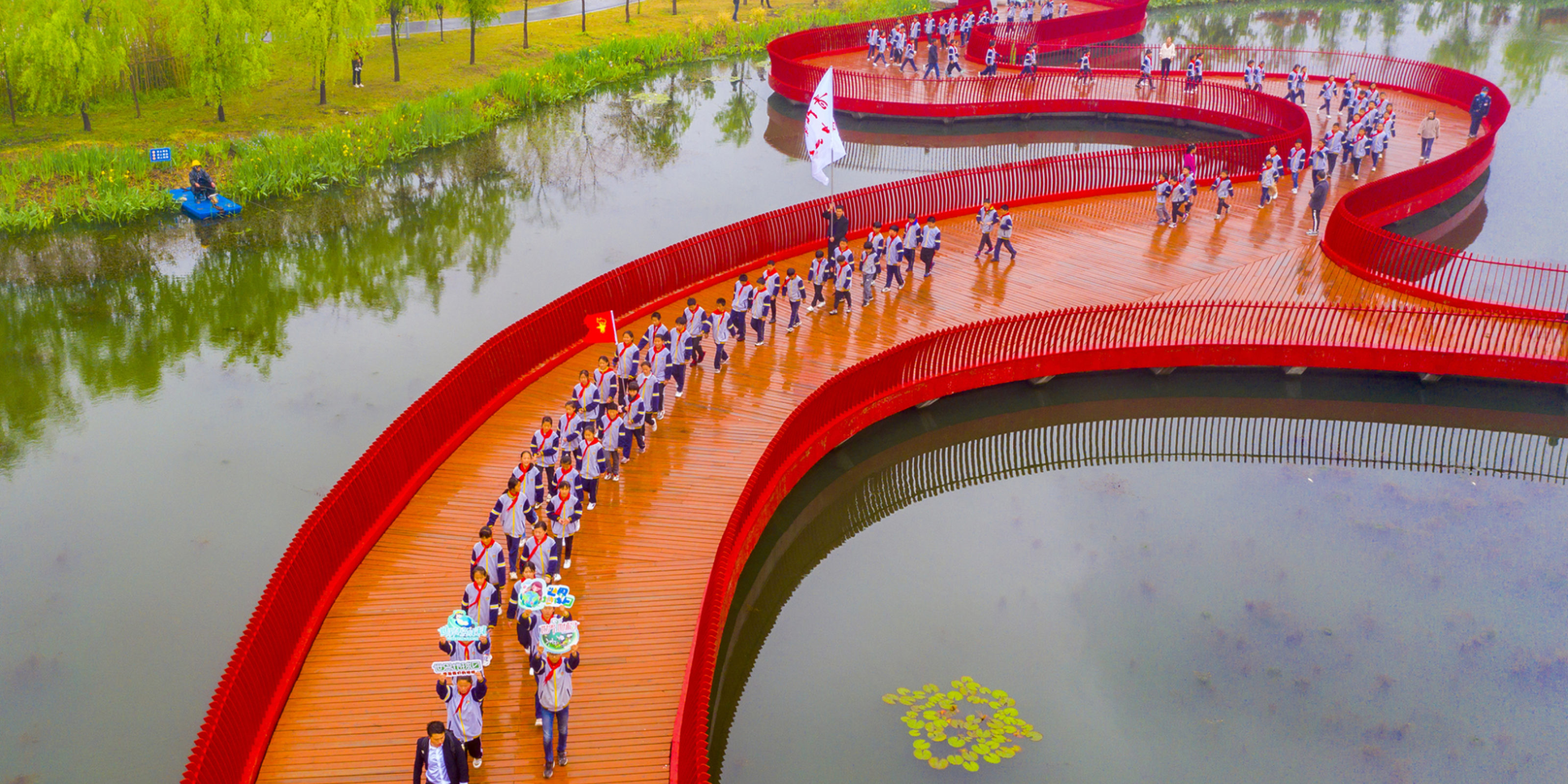 Mainstreaming positive innovations from impact investing